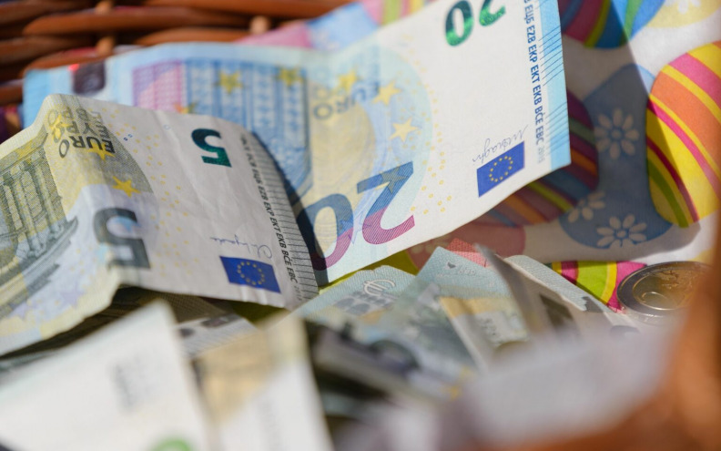 Od 70-godišnjaka posudio više tisuća eura koje mu nije vratio