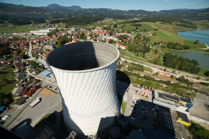 Iz slovenske termoelektrane pokradeno 100 tona bakra