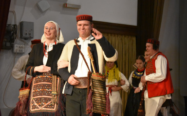 Seminar Dinarskih pjesama i plesova: glazbeno plesna kultura dinarskog područja