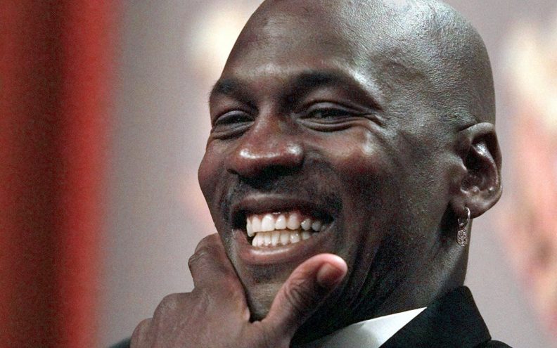 Šest pari tenisica u kojima je Michael Jordan osvajao naslove prodano za osam milijuna dolara