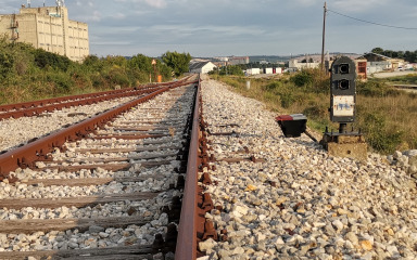 HŽ Infrastruktura raspisala natječaj za obnovu zaboravljene pruge Knin-Zadar
