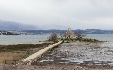 Zanimljiva crkvica u Zadarskoj županiji čuva poznatu legendu