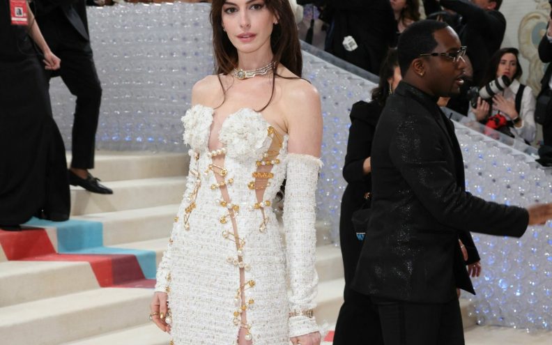 Anne Hathaway kritizirana zbog 'nepristojnog' ponašanja