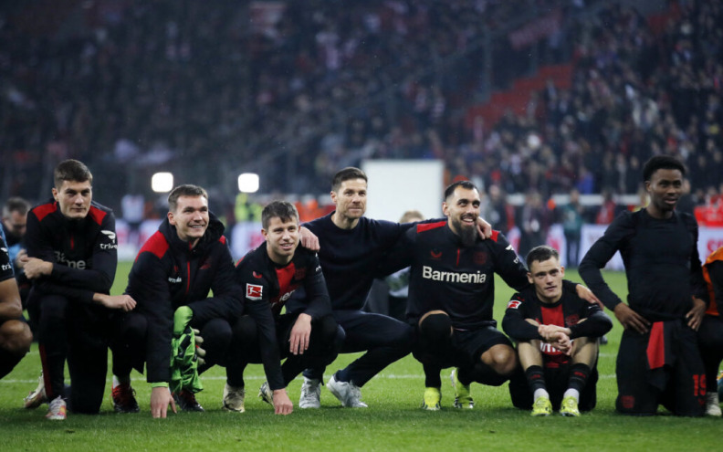Stanišić pokrenuo Bayer do velike pobjede nad Bayernom. Napravili su velik korak prema tituli prvaka