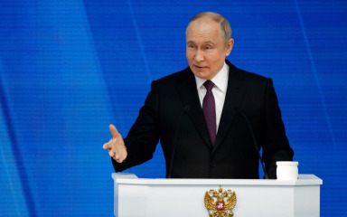Putin o stanju nacije: “Priče o napadu na Europu su laž, moramo zaustaviti širenje NATO-a prema Rusiji”