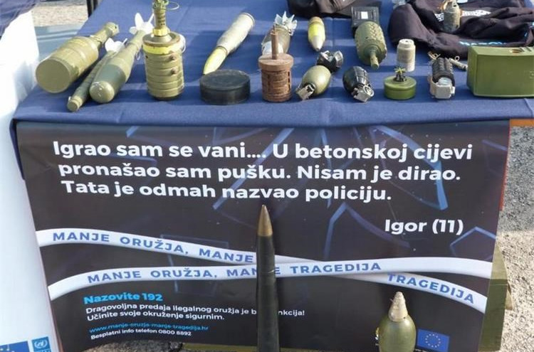 Građani na zadarskom području nastavljaju s dragovoljnom predajom minsko-eksplozivnih sredstava i streljiva