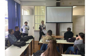 U Srednjoj školi u Benkovcu provedena kampanja “Web heroji” i druge