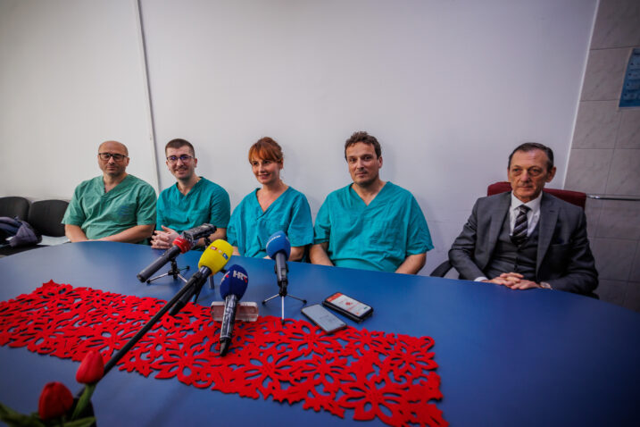 U KBC-u Split obavljena operacija na lijevom i desnom zalisku srca bez otvaranja prsa