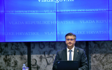 Plenković uručio ugovore za program “Zaželi” vrijedne više od 58 milijuna eura