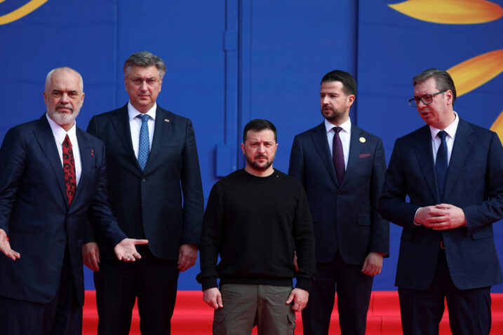 Plenković: “Hrvatska želi pomoći Ukrajini u razminiranju”