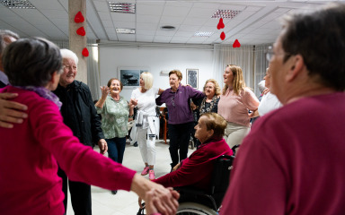 [FOTO] Zadarski umirovljenici još jednom pokazali da godine nisu prepreka za dobre plesne pokrete