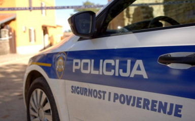 Mladića sumnjiče za krađu kombija u Viru: Vozilo je pronađeno u Islamu Latinskom, a 20-godišnjak uhićen