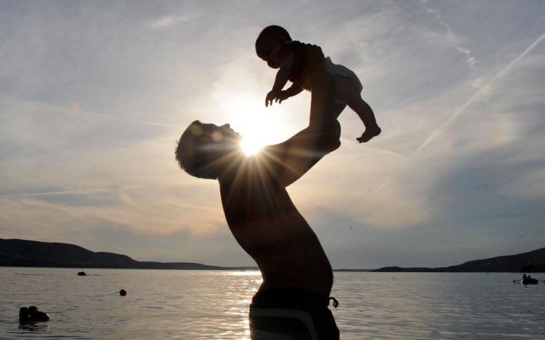Roditeljski dopust iskoristilo 10 tisuća očeva. Ravnopravno roditeljstvo još nije zaživjelo