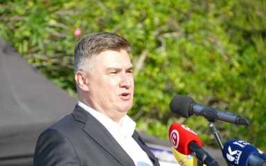 Milanović neće poštovati Ustavni sud: “To je grupa muljatora predvođena Šeparovićem, koja prijeti meni i stranci”
