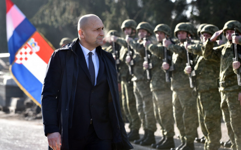 Anušić odbacio prijedlog da se vojska zbog migranata pošalje na granice: ‘To je kraj priče’