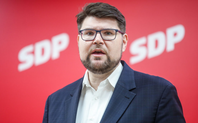 Grbina pitali je li SDP odustao od Milanovića: 'Okej, odgovor je da'