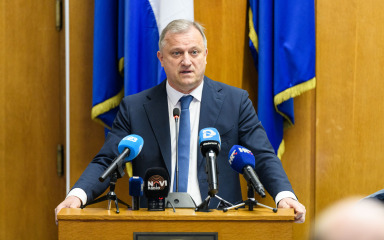 Gradonačelnik Dukić oporbenim vijećnicima: ‘Obiđite zadarske sportske klubove i udruge, stanite pred sportaše…’