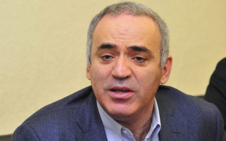 Rusija stavila šahovskog velemajstora Garija Kasparova na popis 