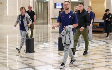 Vatreni su doputovali u Kairo: “Bitno nam je da skupljamo što bolje rezultate uoči EURO-a”