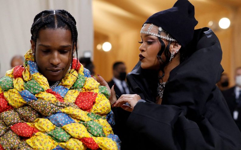 Rihanna kaže da su ona i A$AP Rocky počeli izlaziti s “puno opreza”: ‘Najbolja stvar koja nam se ikad dogodila’