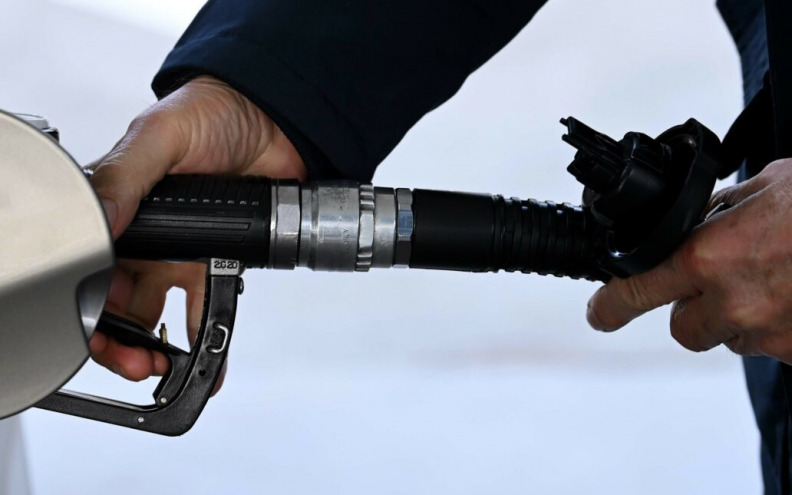 Nove cijene goriva: Od sutra skuplji benzin, pojeftinjuje dizel