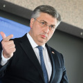 Plenković: “Kršitelj Ustava kaže da sam se ja vratio u ustavne okvire? Mi smo cijele vrijeme unutar Ustava”