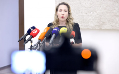 Selak Raspudić: Od liste za EU parlament sam odustala zbog Marina Miletića