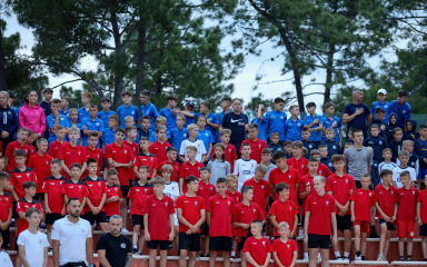 [FOTO] Svečano otvoren međunarodni dječji nogometni cup Dalmatinko