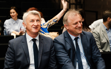 Gradonačelnik Dukić i župan Longin uputili čestitke povodom Dana državnosti