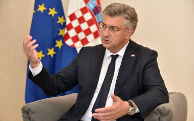 Plenković: Želim pridonijeti pobjedi HDZ-a jer su postignuća Hrvatske i rezultat našeg rada na europskoj razini