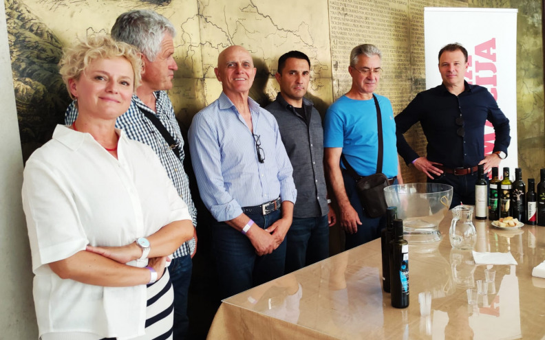 Među devet nagrađivanih dalmatinskih ulja predstavljena i dva iz Zadarske županije