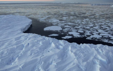 Od antarktičke ledene ploče Brunt odlomila se velika santa leda
