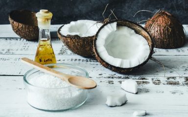5 razloga zašto bi kokosovo ulje moglo biti odličan saveznik vašoj koži