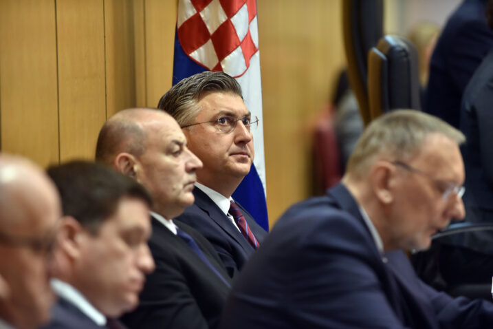 Plenković u Saboru predstavlja nove ministre, traju slobodni govori: ‘Ovaj pamflet bacite u smeće’