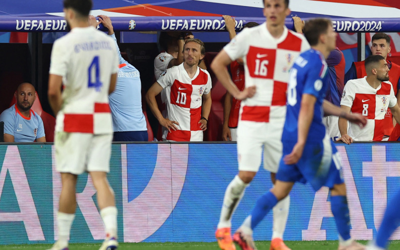 Evo protiv koga će Vatreni igrati u osmini finala ako čudesno prođu dalje