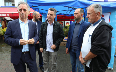 Pupovac: “SDSS je stranka mira a ne stranka terorista, kao što tvrde u DP-u”