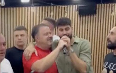 [VIDEO] Joško Gvardiol na Viru partijao uz narodnjačke pjesme