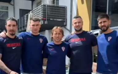 [VIDEO] Modrić, Subašić, Vrsaljko, Livaković i Erlić poslali poruku podrške nogometašima Zadra