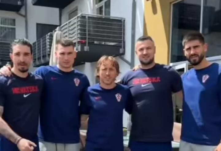 [VIDEO] Modrić, Subašić, Vrsaljko, Livaković i Erlić poslali poruku podrške nogometašima Zadra