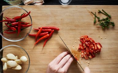 Čili papričica bitan je sastojak brojnih kulinarskih tradicija. Evo kako ju najbolje koristiti
