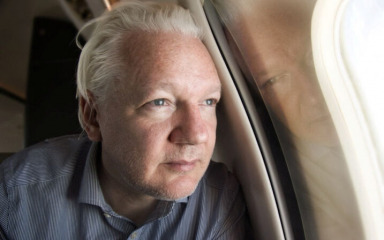 Assange se izjasnio krivim i sudnicu napustio kao slobodan čovjek