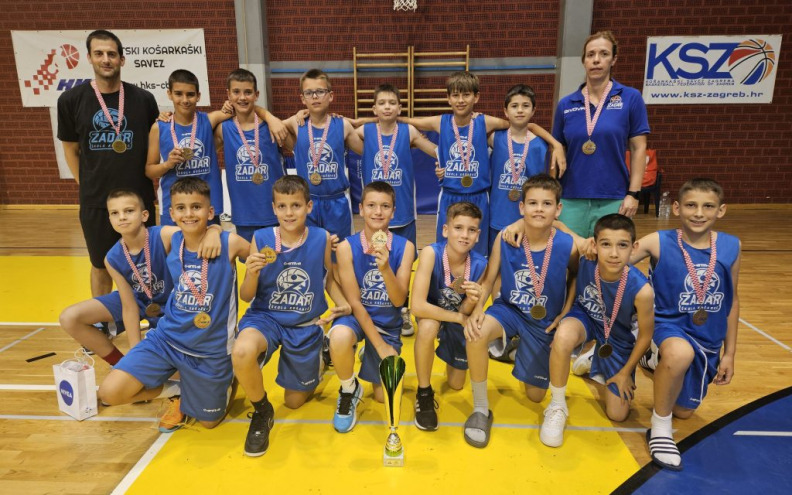 Školi košarke Zadar bronca, Vito Ivanov u najboljoj petorci