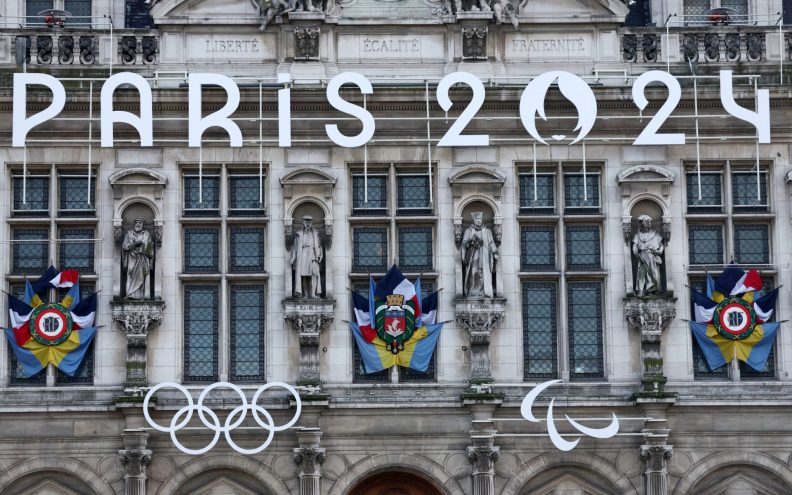 Organizatori odbacili nagađanja da bi OI u Parizu mogle biti otkazane zbog političkih previranja u Francuskoj