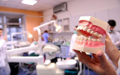 Smanjuje se broj obveznih stomatoloških ordinacija na području Zadarske županije