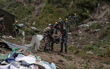 U zrakoplovnoj nesreći u Nepalu 18 poginulih