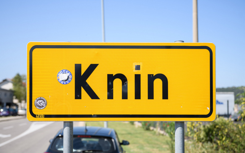 Pojačan promet kod Sinja i Knina, zastoji na autocestama