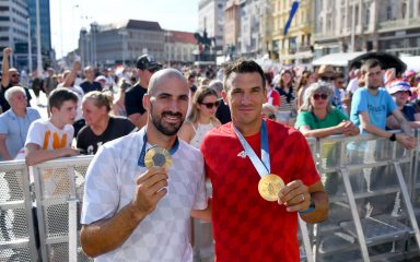 FOTO U Zagrebu dočekani osvajači olimpijskih medalja, oni poručili: “Vidimo se i 2028. godine”