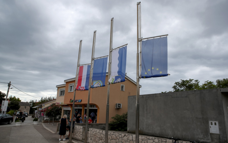 U subotu Dan žalosti zbog smrti pape Franje. Evo što to znači