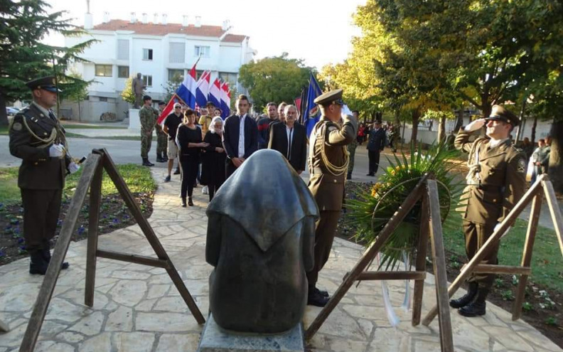 Obilježena 29. godišnjica pogibije branitelja iz Benkovca Ivice Pešuta: 'Nikada te nećemo zaboraviti'