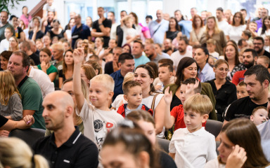 Prvi dan škole uz učenike: Bilaver u Benkovcu, Erlić u Stanovima